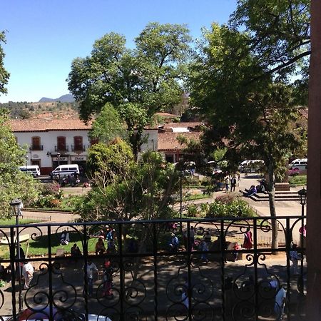 Posada de San Agustin Patzcuaro Bagian luar foto