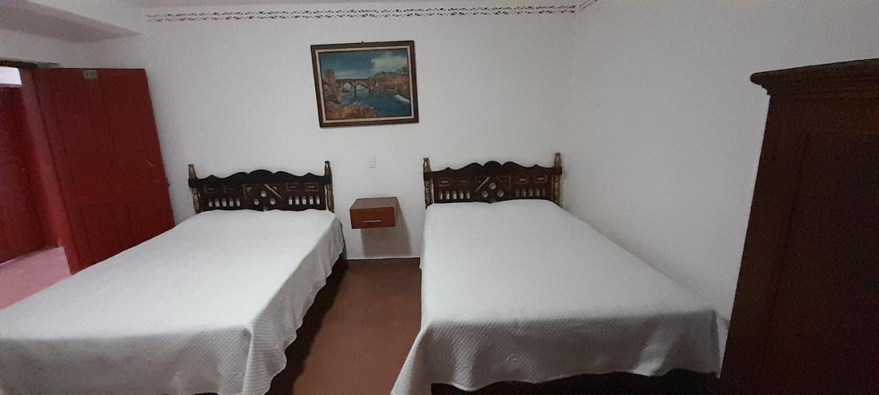 Posada de San Agustin Patzcuaro Bagian luar foto