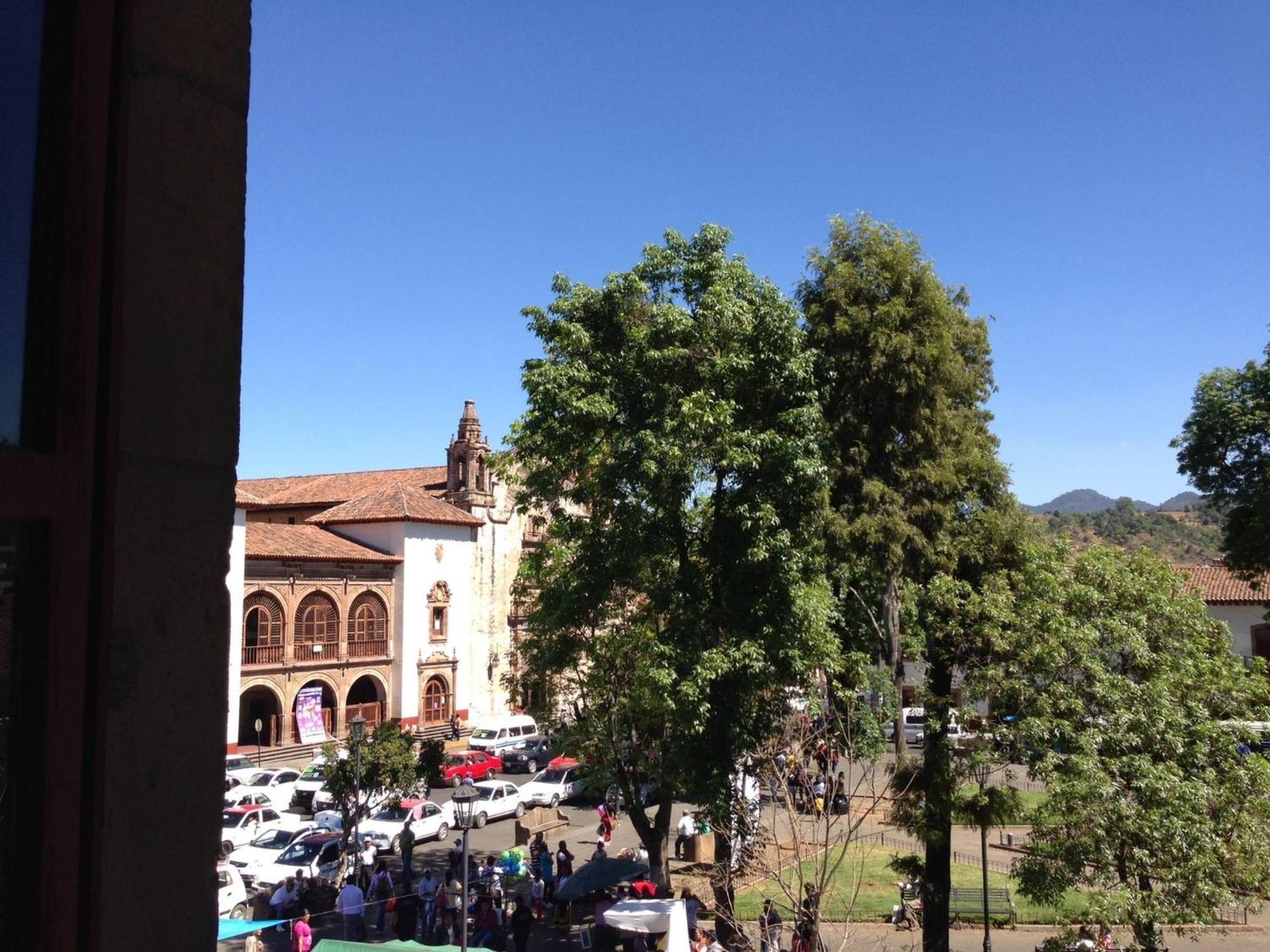 Posada de San Agustin Patzcuaro Bagian luar foto
